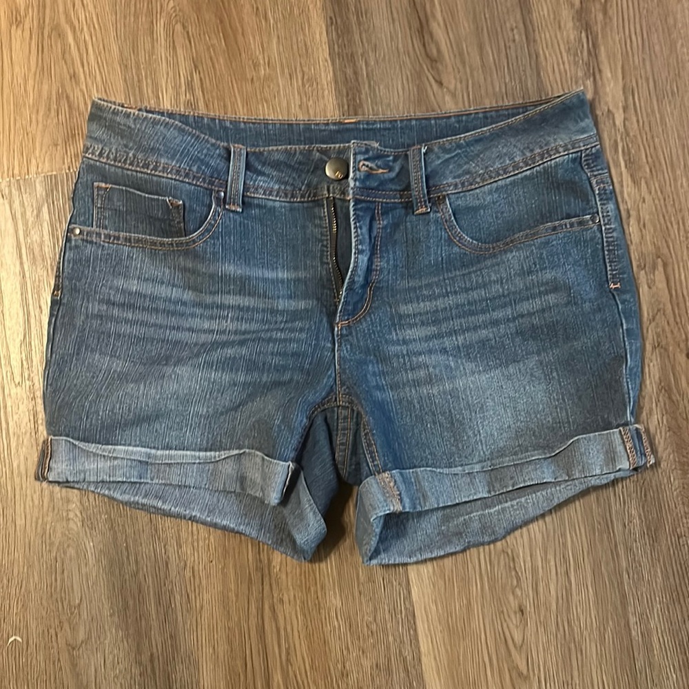 Faded glory shorts